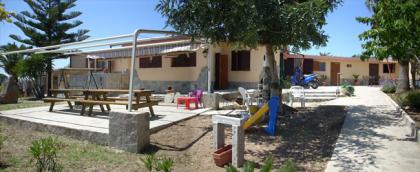 Sardinien - Einfamilienhaus mit Garten