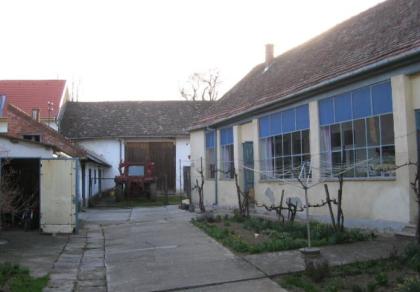 Schönes Einfamilienhaus in Ungarn, in Boly