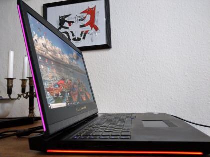 Dell Alienware 17 R4 Gaming Laptop
