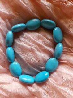 Schmuck: Armband aus elf echten Türkisen