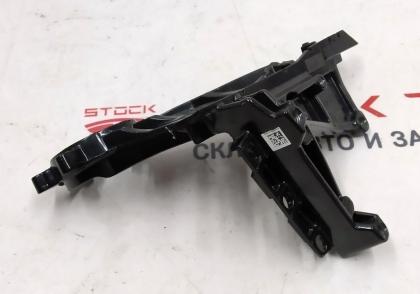 Befestigungsarm eines Außenspiegels links Tesla Model S, Model S REST 1041317-00