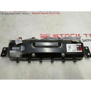 Tesla Model 3 Fahrer-Knieairbag 1077825-00-D
