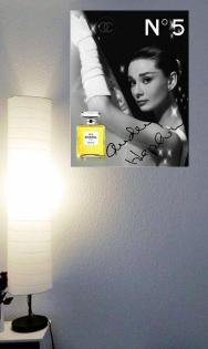 AUDREY HEPBURN Chanel No. 5. Souvenir, Geschenk, Rarität, Deko.