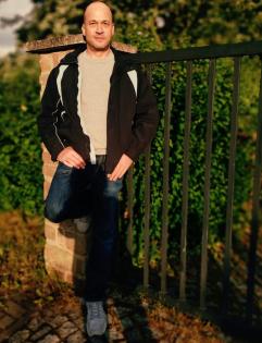 Aufgeschlossene Sie gesucht