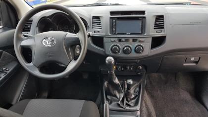 Toyota Hilux 2,5L 144 PS, 4x4, Hardtop, Dachträger, AHK, Getriebeschaden aber fa