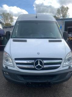 Mercedes Sprinter- mit Geschlossene Kasten