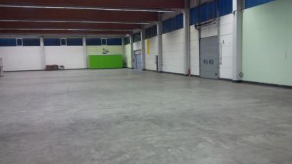 LOGISTIK LAGER MIT KAPAZITÄT
