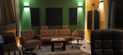 Bieten Tonstudio zur Mitnutzung in München an