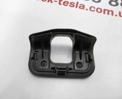 Türanschlagdichtung vorne links/ rechts Tesla Modell 3 1101580-00-E