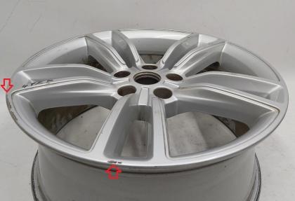 Radscheibe (19x8.0J - SILBER) mit Schaden Tesla Modell S 1054040-00-B