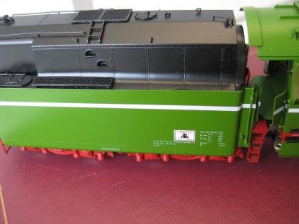 FULGUREX # 2210 H0 Dampflok BR 18 201 DR VESM NEU