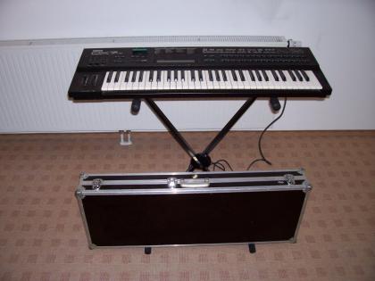 YAMAYA DX 7 Synthesizer