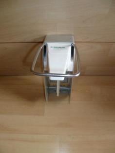 1 Desinfektionsspender/ Braun mit 0.5 L Desinfektionsmittel Nr.099