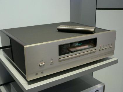 Accuphase DP-600 SACD/ CD-Player / Topzustand