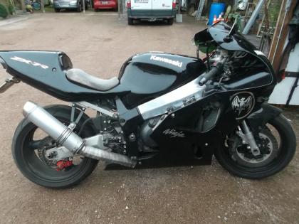 Kawasaki ninja ZX-7R