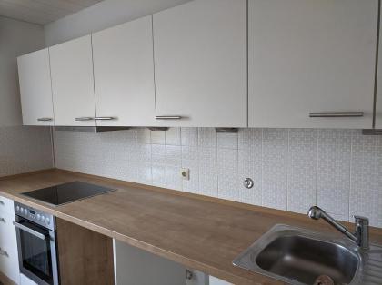 Hannover ruhige 3 Zimmer Whg mit EBK Balkon TG Stellplatz