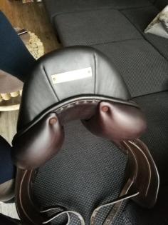 Maßsattel von Macel, Dressursattel 17, 5