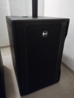 2 RCF EVOX8 DJ Lautsprechersystem