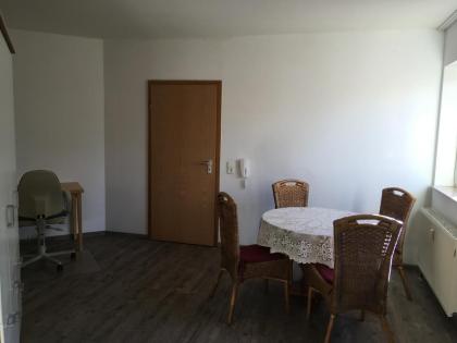 1-Zimmer-Appartement, 22 qm, möbliert, mit Stellplatz, ab 01.03-0.7978 zu vermiete