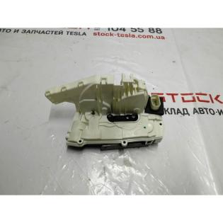 1068964-00-K Türschloss vorne links Tesla Modell 3 1068964-00-M