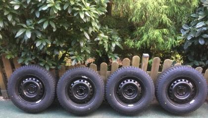 1 kplt. Satz fabrikneue Winterreifen 185/ 70 R 13