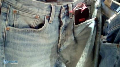 Lagerüberhang - Markenjeans wie Jack & Jones, Diesel, G-Star, Wrangler, Levis, D