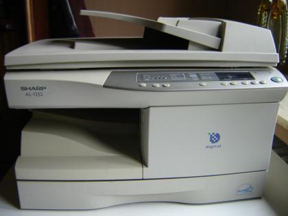 Laser Drucker SHARP AL-1252 in OVP