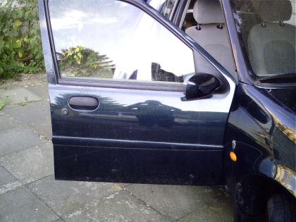 Ford Fiesta 4 in Teilen