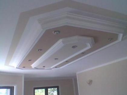 MALER < sucht was zum < Streichen Ihre < Wohnungen oder < Haus und das < GÜNSTIG