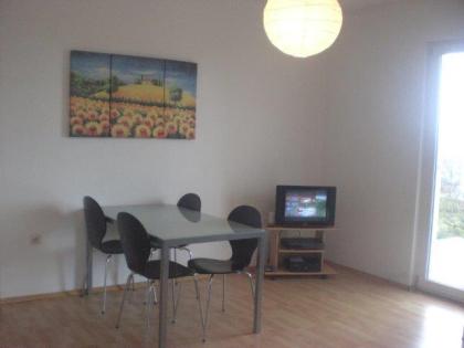 Ferienwohnung am Meer , in Kroatien mit Garten ,Grill und Parkplatz