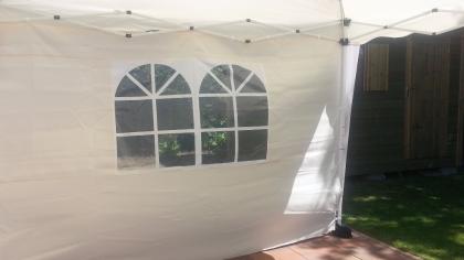Praktischer Faltpavillon 3x3 - schnell und einfach aufzubauen