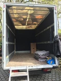 Sie suchen Umzugshelfer für Hamburg mit o. ohne Transporter ?