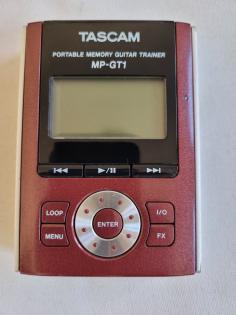 Tascam MP-GT1 portable Guitar Trainer, Abholung Köln o. Versand