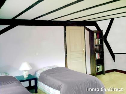 2 Gebäude:1 Haus mit 2 Gästezimmer und 1 Nebengebäude mit einer Ferienwohnung, i