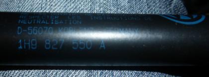 Zwei Heckklappendämpfer VW Original 1H9 827 550 A 