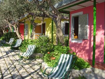 Feriendorf direkt am Meer bei Sorrento
