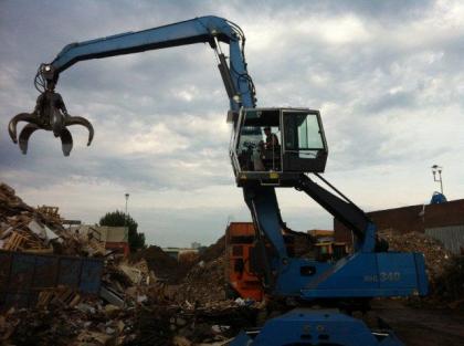 Staplerschein, Kranschein, Ausbildung, Baumaschinen, Baggerschein, Arbeit, Weite