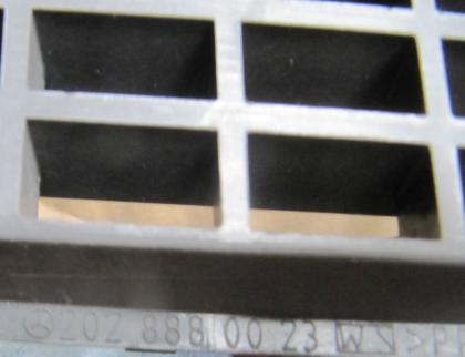 Mercedes-Benz Kühlergrill Einsatz mit Zierstäben C-Klasse W202 A 2028880023 