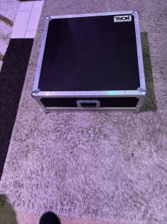 Allen & Heath QU-24 Chrome Digitalmischpult incl. Case