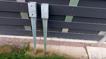 4 Einschlaghülsen für Gartenarbeiten