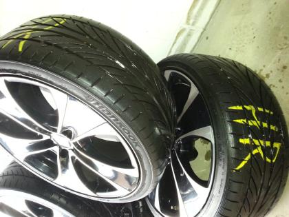 Reifen und Alufelgen Alutec Dynamite und Hankook