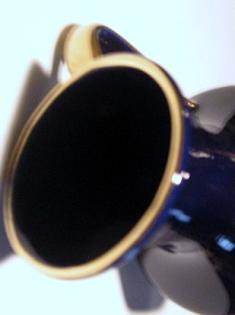 	 Antike, kleine Kobalt - Vase mit Gold