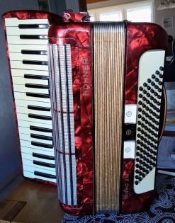 Akkordeon Hohner Tango  II M