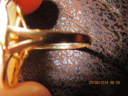 Set- Goldring 585-er, passende Ohrringe u. Anhänger mit Perlmuttsteinen, sehr sc