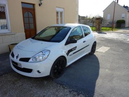 Renault CLIO 3  version: III 2,0 16V RS WSR 3P 200 