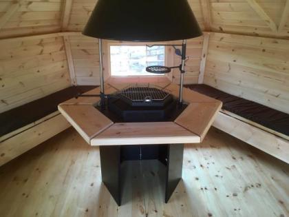 Grillkota KOTA Grillhütte 7.0m² Konisch Luxusgrill Kiefer