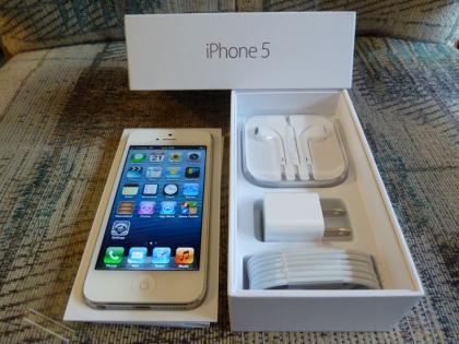 Apple iPhone 4S, iPhone 5 und Samsung Galaxy S3.