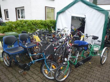 (153) 12 Gang 27 Zoll Rh 57 TRIUMPH mit neuer Bereifung + Schlauch hinten