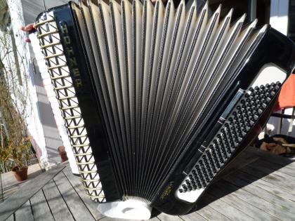 Hohner Altantic IV De Luxe 120 Bässe