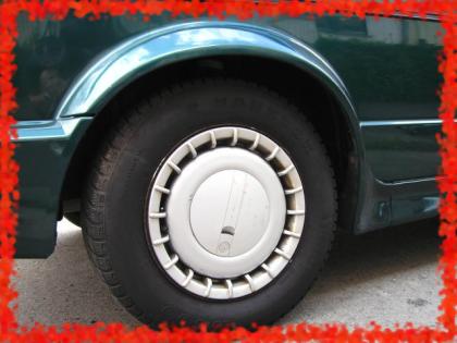 4 Winterreifen 175/70 R13 auf Stahlfelgen 5 1/2 J x 13 H2